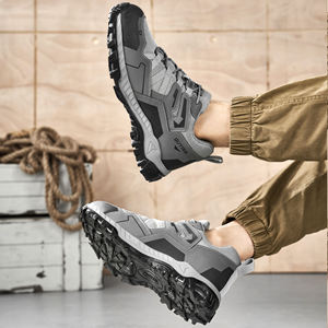 Suitable for All Seasons Modern Insulated Safety Shoes with Anti-slip and Anti-smashing Features with Plastic <b>Toe</b> <b>Caps</b> Hot Sales - Product Image 3