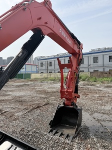 รถขุดมือสอง Kubota KX080 ขนาดเล็ก 8 ตัน รถขุดไฮดรอลิกแบบตีนตะขาบ KX155 KX163-5 ใช้งานได้เต็มประสิทธิภาพ คุณภาพสูง - Product Image 3