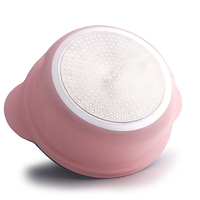 Poêle antiadhésive en aluminium rose personnalisée en usine avec un revêtement en marbre équipé d'un couvercle et d'oreilles de pot intégrées