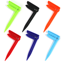 Clips de serviette de plage coupe-vent très demandés, clips de tapis de pique-nique, pics de plage anti-sable en gros pour le camping, le pique-nique, le jardinage et les vacances