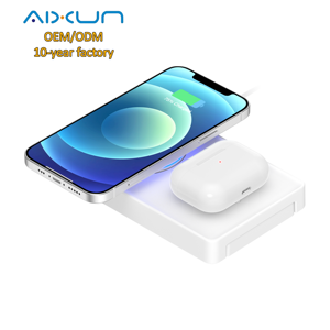 Station de charge sans fil 3 en 1 pliable, <span class=keywords><strong>chargeur</strong></span> rapide 15W pour iPhone, <span class=keywords><strong>Apple</strong></span> Watch, AirPods, <span class=keywords><strong>chargeur</strong></span> <span class=keywords><strong>multi</strong></span>-appareils - Product Image 1