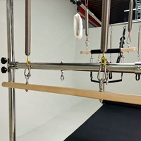 Machine de Pilates Maplewood Cadillac Reformer avec tour trapèze complète et accessoires complets pour studio de yoga et entraînement de réadaptation