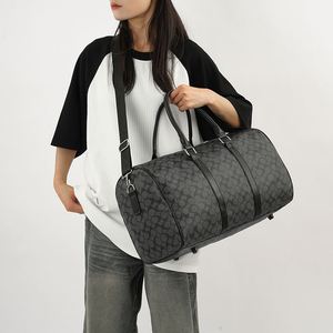 Waterproof PU Travel Bags High Quality Leather Duffle Bag Outdoor Sports Business Luggage Bag - Product Image 3