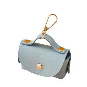 Dispensador de bolsas de caca para mascotas Dos de cuero PU, Mini bolsa para monedas para perros, bolsa para caca, BILLETERA, bolsas para basura - Product Image 4