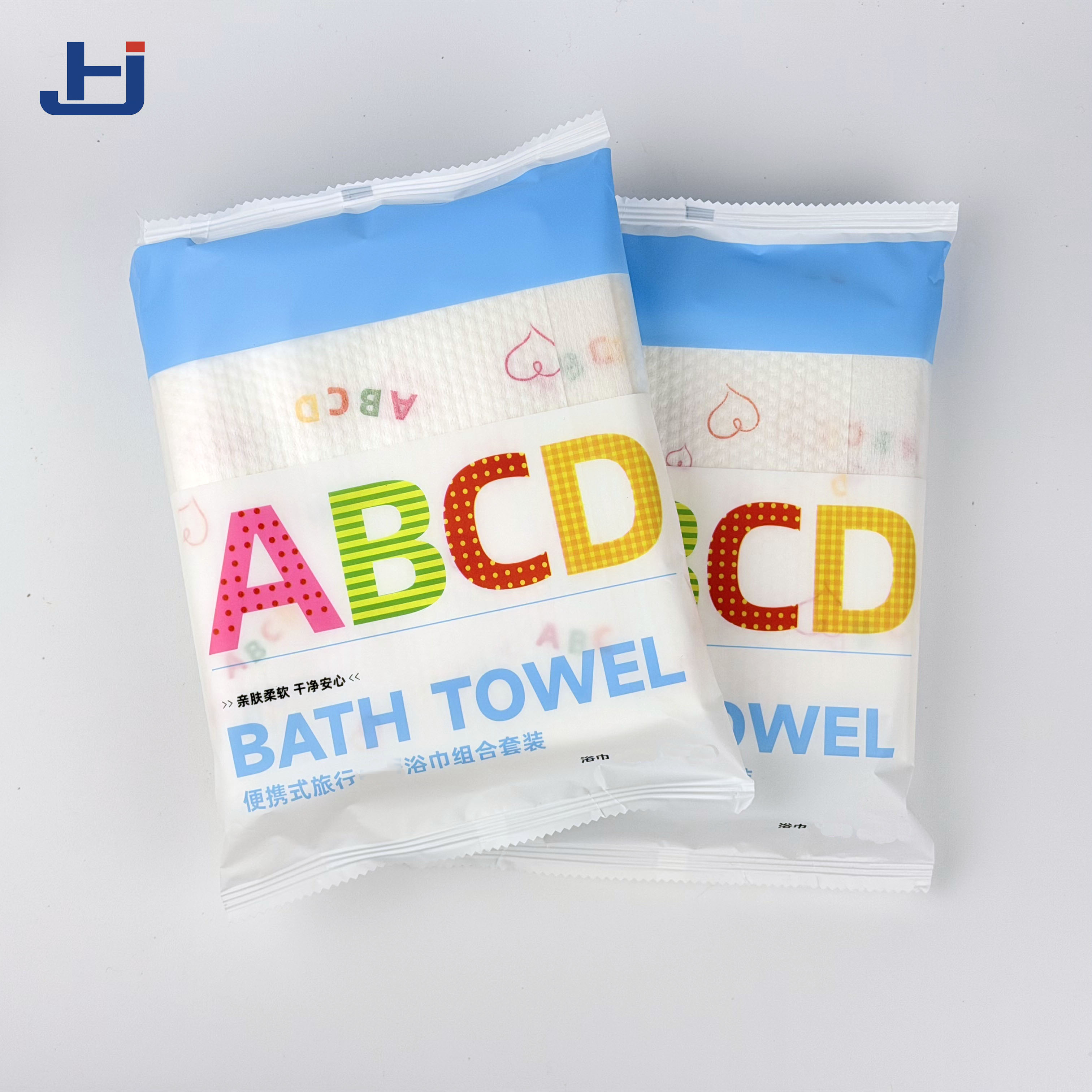 100%viscose Disposable Letter Pattern Bath Towel Nonwoven Dry Cleaning Towel for Body
