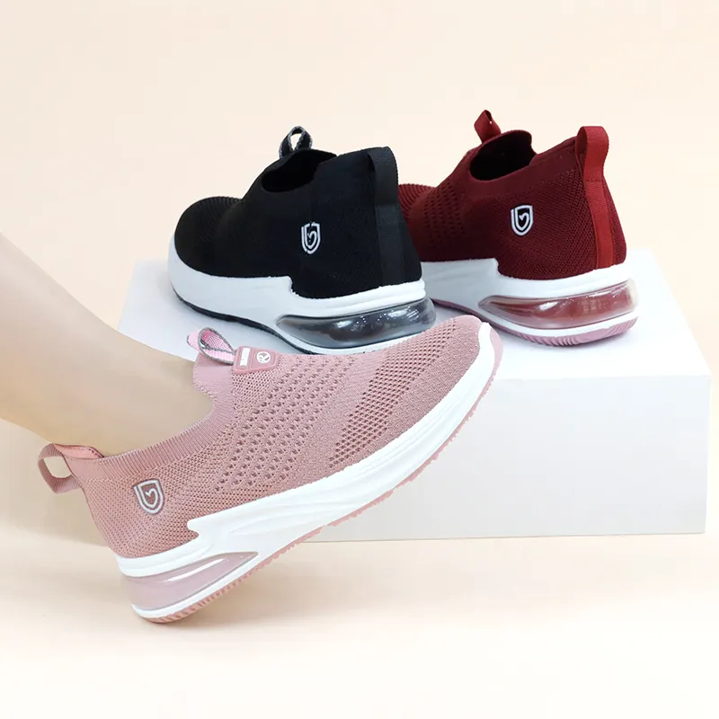 casual shoes fly-woven breathable ladies slip on casual shoes shock absorbing women sport running sneaker walking style shoes