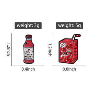 Broches en émail « Self Love Sauce » – Design créatif de bouteille de sauce et de boîte de jus pour fille – Vente en gros - Product Image 6