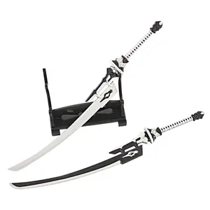 Yeni tasarım Bleach Anime silah Mini alaşım Metal kılıç anahtarlık Neil çift bıçak Tiktok
