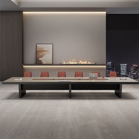 Ensemble de bureau et table de conférence modernes en bois massif modulaire haut de gamme avec chaises pour salles de réunion d'hôtel