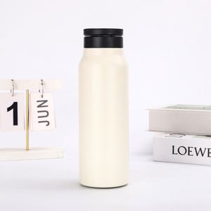 Bouteille d'eau isotherme en acier inoxydable à double paroi de 720 ml et 1000 ml avec couvercle porte-téléphone magnétique - Product Image 1