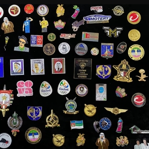 Huy Hiệu Ghim Ve Áo Biểu Tượng Kim Loại Cứng Tùy Chỉnh Ghim Trang Phục Anime Broches Ghim Cài Mũ Tráng Men Nhà Sản Xuất Tùy Chỉnh Cho Mũ - Product Image 1