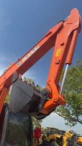 Mini-excavatrice Hitachi ZX60 de 60 tonnes avec godet de terrassement, chenilles hydrauliques, équipement d'occasion - Product Image 6