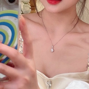 สร้อยคอจี้เงินแท้ S925 ดีไซน์หรูหรา รูปใบโคลเวอร์ สวยงามประณีต สายคล้องคอแบบดอกไม้ จี้สวยงาม - Product Image 3