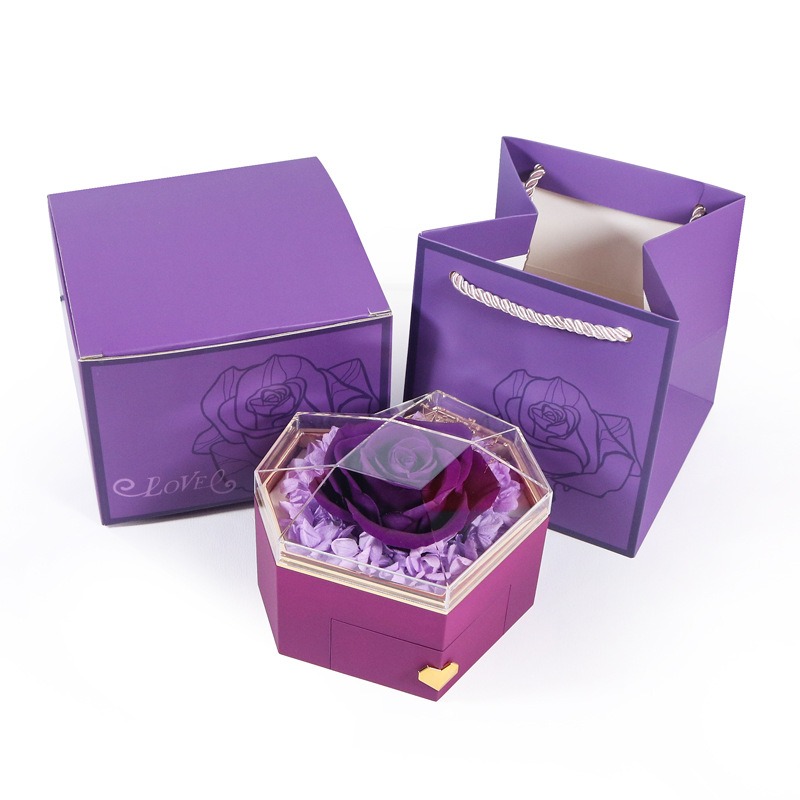 Flor preservada morada