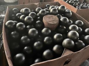 Bolas de acero forjadas de medios de molienda de alta calidad y alta dureza Bolas de molino de fundición para minería - Product Image 2