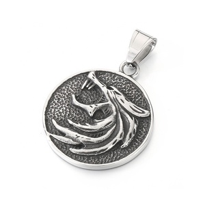 Nordico vichello celtico dagli occhi verdi ciondolo testa di lupo unico lupo ululato luna stella luminosa collana pendente in acciaio inossidabile - Product Image 1