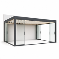 Pergola murale moderne RKOVE RK-S3 en aluminium thermolaqué à lames orientables pour terrasse résidentielle et grand salon