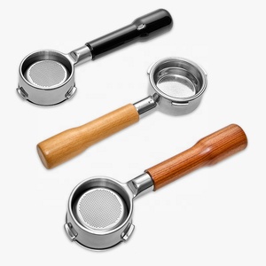 Portafiltro Comercial de Acero Inoxidable sin Fondo de 51mm, 54mm, 58mm con Logotipo Personalizado y Mango de Madera para <span class=keywords><strong>Espresso</strong></span> Huijia Delong - Product Image 1