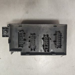 Boîte à fusibles pour <span class=keywords><strong>Mercedes</strong></span>-Benz W164 X164 W251 R350 W251 R500 ML550 GL550 - Product Image 6
