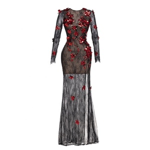 Abito da Sera Gotico Romantico con Apertura a V sulla Schiena e Trasparenze Strutturali - Product Image 2