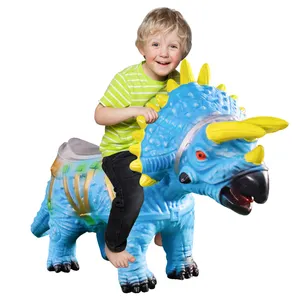 Mainan Hewan Dinosaurus Imut dengan Remote Control, Mainan Triceratops Berkendara Musik Elektrik untuk Anak Laki-laki dan Perempuan