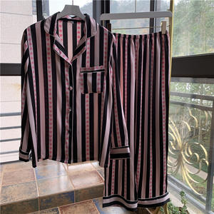 नवीनतम महिला थोक लघु आस्तीन महिला मुद्रित साटन nightgown पजामा सेट रेशम नाइटवियर - Product Image 3