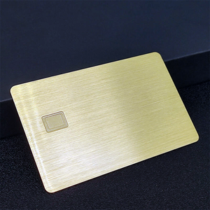 Tarjeta de Crédito VIP de Control de Acceso de Metal Dorado de Acero Inoxidable Personalizada con Ranura para Chip NFC EMV y Banda Magnética Hico, Impermeable, para Programas de Fidelización - Product Image 4