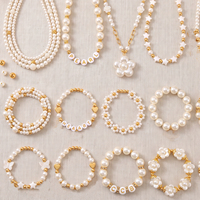 Kit de perles DIY pour la création de bijoux, ensemble de perles intercalaires dorées et nacrées, perles en vrac dans une boîte à 24 compartiments pour la fabrication de bracelets et colliers