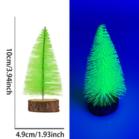 Mini sapin de Noël en aiguilles de pin fluorescentes jaunes UV de 10 cm, effet lumineux sous lumière noire pour centre de table de fête