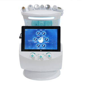 Appareil de beauté facial professionnel 7-en-1 avec hydrodermabrasion et pulvérisation d'oxygène pour l'éclaircissement de la peau et le nettoyage en profondeur en <span class=keywords><strong>spa</strong></span> - Product Image 1