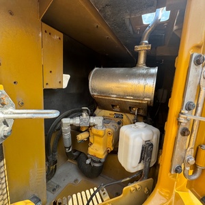 รถขุดไฮดรอลิกมือสอง Caterpillar 7 ตัน รุ่น CAT307.5 ของแท้จากญี่ปุ่น สำหรับงานก่อสร้างถนน พร้อมเครื่องยนต์ ปั๊ม และมอเตอร์ กำลัง 34.9 กิโลวัตต์ - Product Image 5