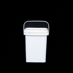 Conteneur en plastique carré de 2 L, conteneur de stockage de qualité alimentaire, boîte d'emballage carrée durable pour la cuisine et la maison - Product Image 1