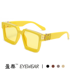 Yingtai Eyewear <b>Square</b> <b>Frame</b> Sunglasses UV400 Plastic Metal Unisex Fashionable Street Style - Product Image 4