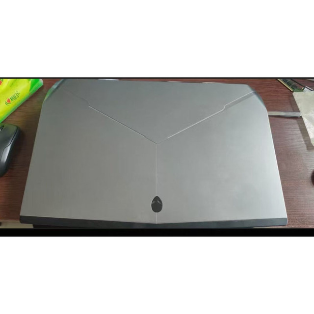 95% New Original Alien-ware 17 R2 Gaming Laptop | I7-4720HQ | GTX 880M (4GB) | 16GB RAM | 128GB SSD+500hdd
