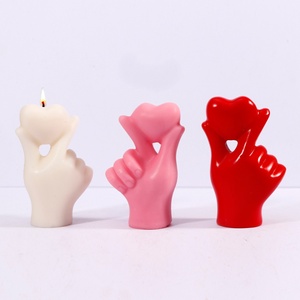 Molde de Silicona con Forma de Mano de Corazón para Velas - Herramientas para Hacer Manualidades de Cera 3D para el Día de San Valentín - Product Image 6