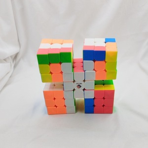 <span class=keywords><strong>Mini</strong></span>-puzzle en plastique irrégulier en forme d'échelle, cinq en un, connecté par pont, en forme de <span class=keywords><strong>cube</strong></span> à trois couches, en cinq pièces, limité - Product Image 4