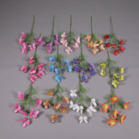 Vente en gros de fleurs artificielles en soie en forme de papillon pour des arrangements floraux créatifs et des designs de fleurs décoratifs