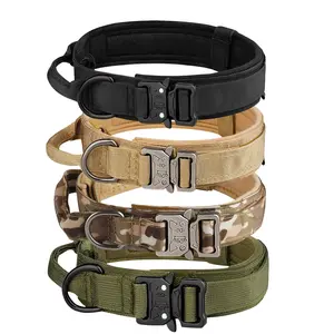 Productos para mascotas <span class=keywords><strong>Collar</strong></span> clásico de entrenamiento de perro con hebilla de metal Conjunto de <span class=keywords><strong>collar</strong></span> y correa de perro táctico de lujo - Product Image 1
