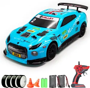 1/14 RC Drift araba 25KP/H yüksek hızlı 4WD uzaktan kumanda araba 40 + Mins oynayan araç oyuncak hediye erkek çocuklar için