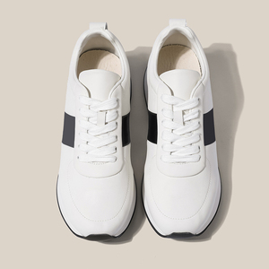 Chaussures de golf pour hommes en cuir premium, grandes tailles, respirantes, style sportif, à lacets, rehaussantes pour le quotidien et la mode - Product Image 2