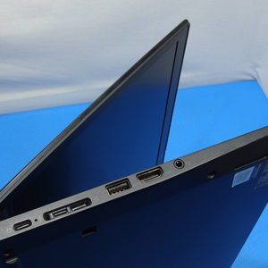 ขายส่งแล็ปท็อป Thinkpad T14s Gen1 สภาพ 95% ใหม่ ซีพียู Core I5 รุ่นที่ 10 แรม 8GB SSD 256GB หน้าจอ 14 นิ้ว สำหรับธุรกิจ พกพาสะดวก ขนาดเล็ก - Product Image 1