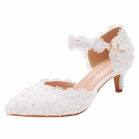 Nouvelles Chaussures de Mariée Rétro à Bout Pointu et Couleur Unie pour Femmes, Élégantes Chaussures de Mariée à Perles, Talons Hauts pour Femmes les Plus Vendus