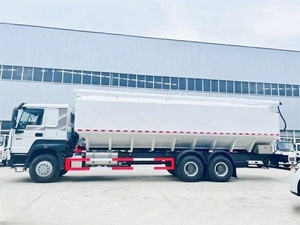 Sinotruck HOWO 6x4 20000L 20cbm Camión de alimentación a granel Euro 2 tanque Volumen 40cbm 20 Tons Camión de alimentación de pollos en venta - Product Image 4