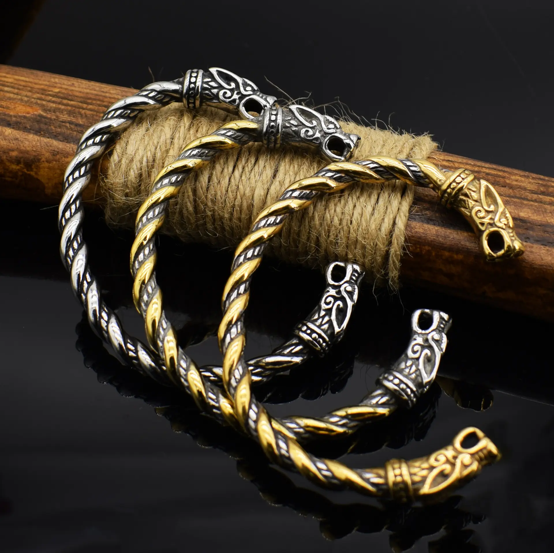 2022 Vintage Norse Viking Myth Dragon Head bracciale Bangle Double Dragon bracciale rigido in acciaio inossidabile per uomini di buon gusto