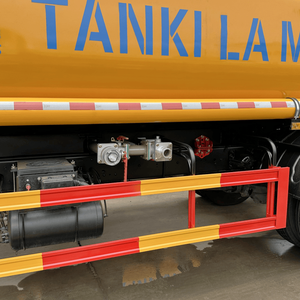 Camión Cisterna de Agua FAW 4x2, Diésel, Automático, con Tanque de 12T, Nuevo, para Riego y Suministro de Agua Eficiente - Product Image 3