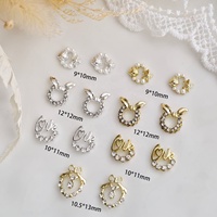 Paso Sico Bestseller Internet-famous, Strass pour ongles en alliage de luxe léger, étoile de mer tridimensionnelle incrustée de diamants étincelants