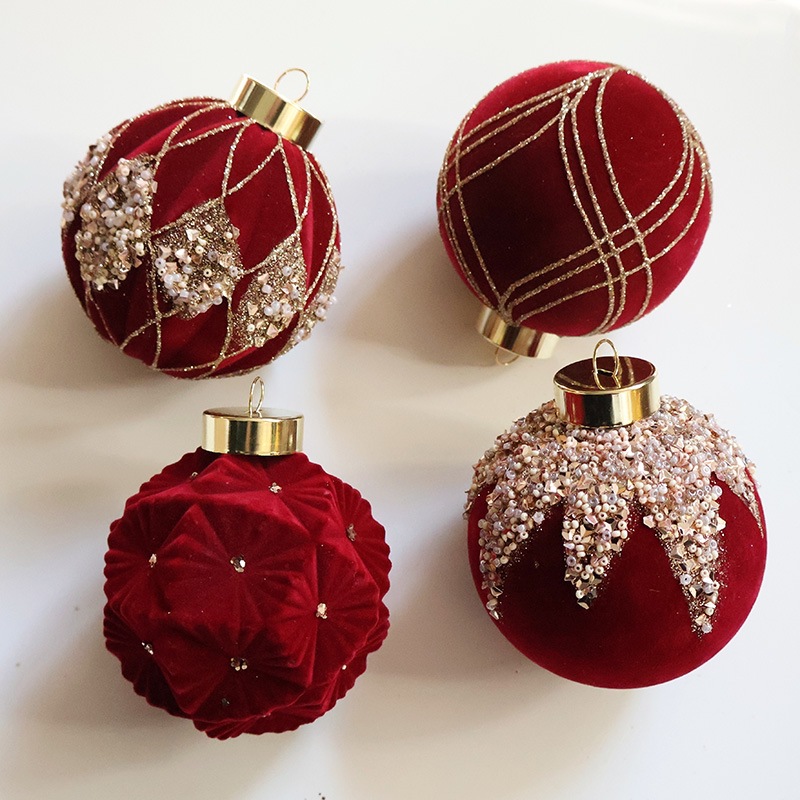 Set di 4 palline floccate color rosso vino e champagne, 8 cm.