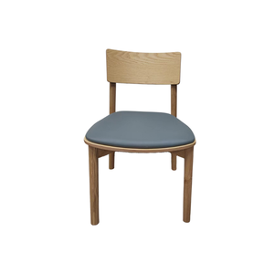 Chaise <span class=keywords><strong>Windsor</strong></span> en bois massif Couleurs personnalisées Design moderne Multiples applications extérieures pour les meubles de salle à manger de restaurant Usage domestique - Product Image 1