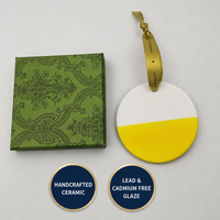 Diffuseur d'arômes en céramique personnalisé, plaque en céramique parfumée OEM ODM, forme et taille du logo personnalisées