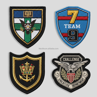 Écussons brodés personnalisés, écusson brodé pour moto, écusson pour équipe sportive, écusson souvenir pour uniforme, badge